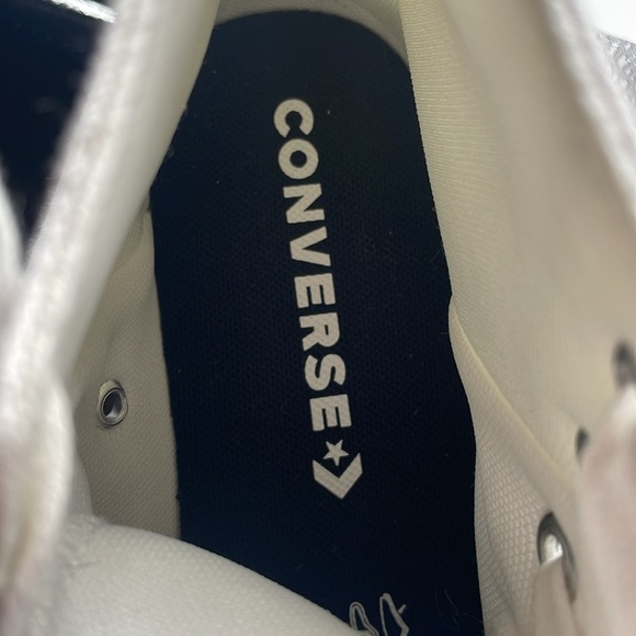 Converse White Chuck Taylor All Star LUGGED HI Sneaker, size 7 - Picture 7 of 7